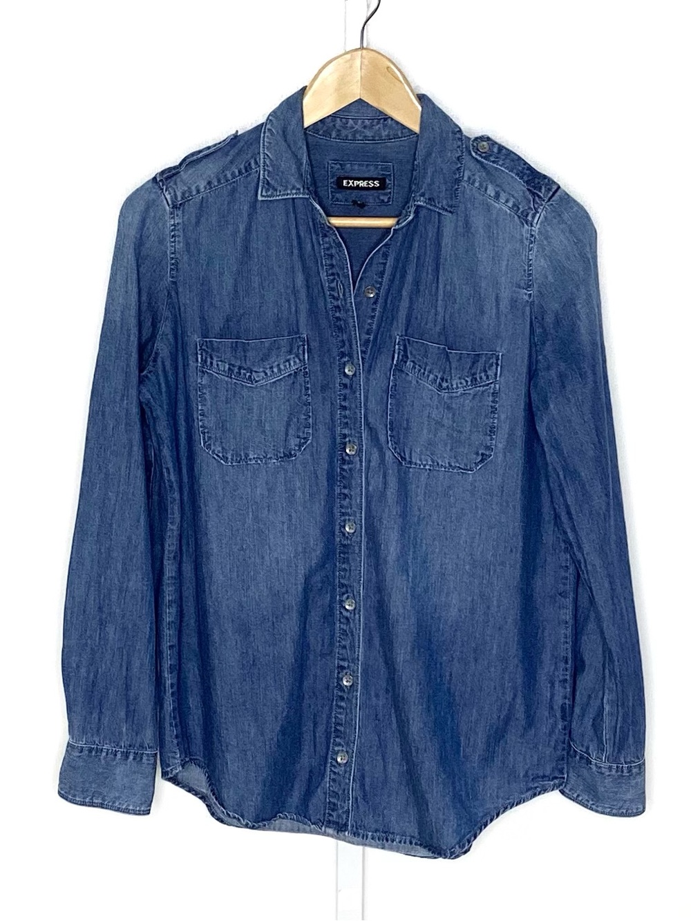 Express | Denim Blue Chambray Cotton/Rayon Preppy Button-Down Shirt Sz Small